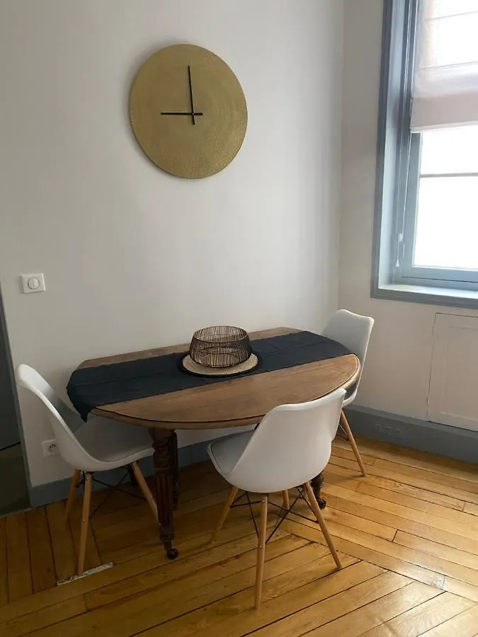 Elegant Appartement Trocadero Paris 0*,