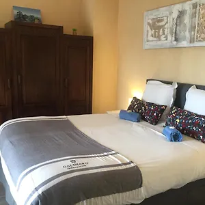 https://charmant-appartement-bord-de-mer-plage.fr-provencehotel.com