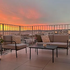 https://superbe-appartement-en-rsidence-avec-vue-sur-mer.fr-provencehotel.com