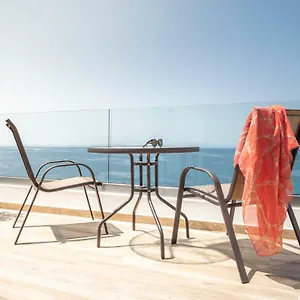  Apartamento First House Albania